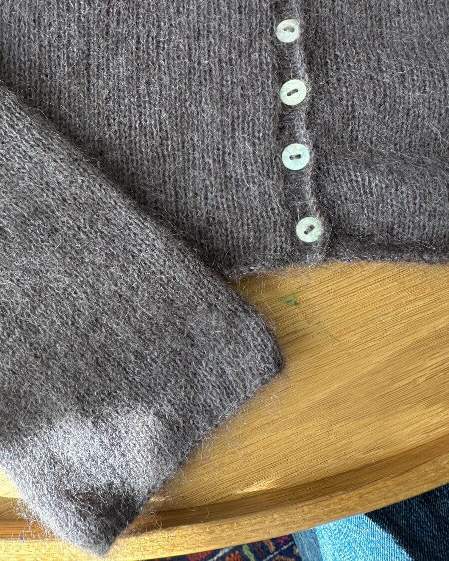 Ivy Cardigan Strickpaket - Silkhair doppelfädig
