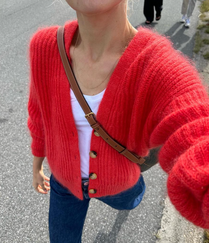 Agnete Cardigan Anleitung - PetiteKnit