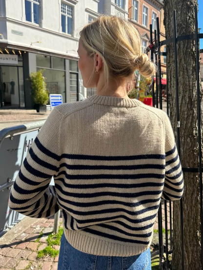 Lyon Sweater Anleitung - PetiteKnit