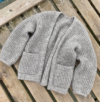 November Jacke Anleitung - PetiteKnit