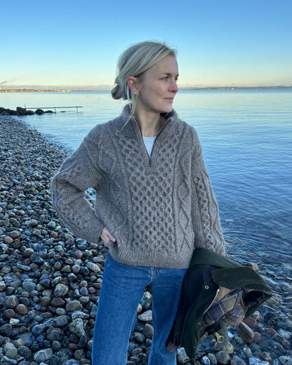 Dagmar Zipper Sweater Anleitung - PetiteKnit