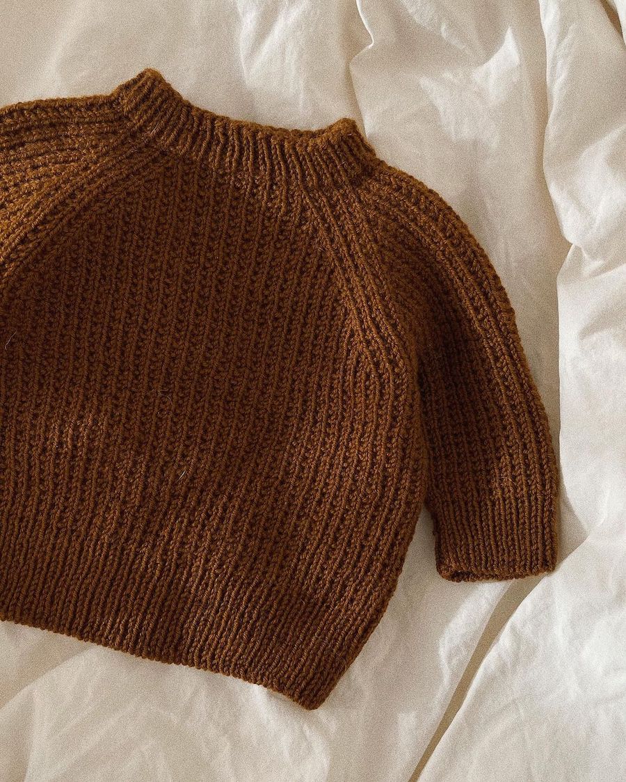 Friday Sweater Baby Anleitung - PetiteKnit