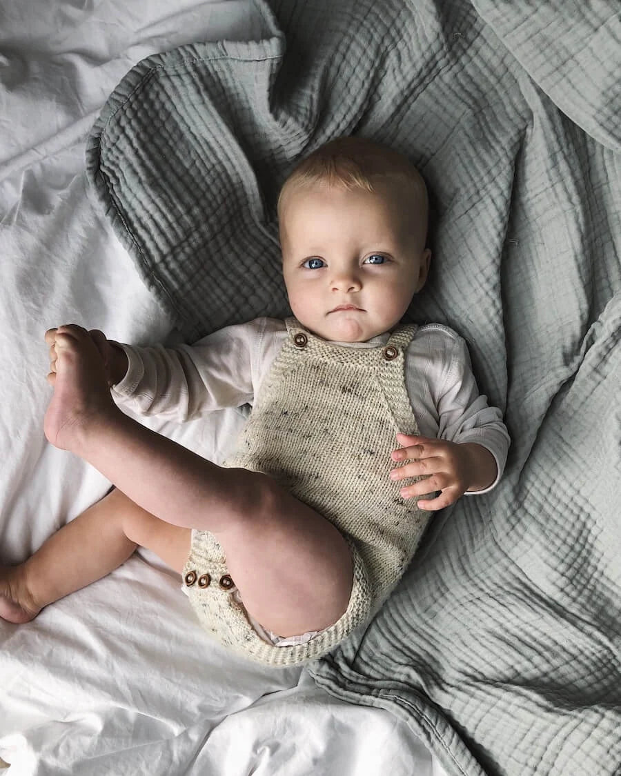 Kleine Schwester Strampler Anleitung - Petiteknit